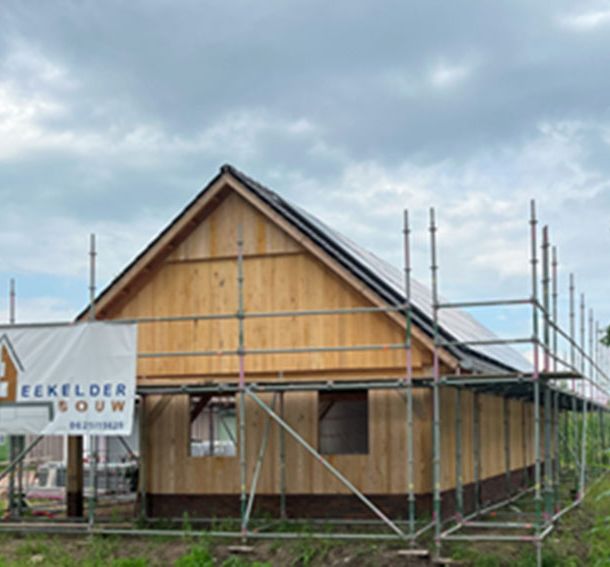 Realisatie Eiken houten kapschuur door Eekelder Bouw