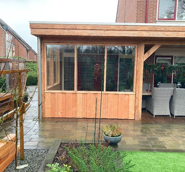 Realisatie Douglas overkapping in Groenlo door Eekelder Bouw