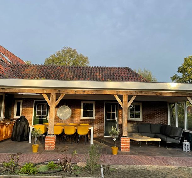 Realisatie Overkapping in Harreveld door Eekelder Bouw